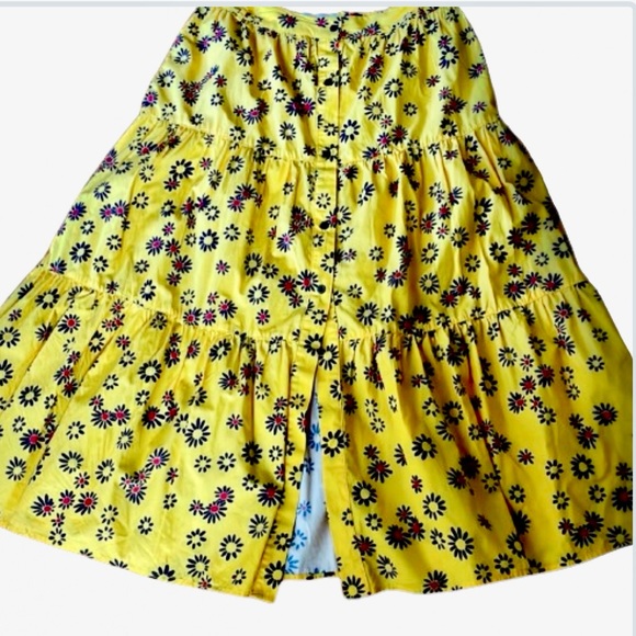 Solid & Striped size L daisy 3 tier ruffled skirt set with matching top - Picture 2 of 15